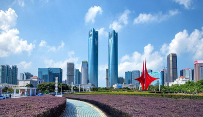 國慶花展扮靚南昌街頭